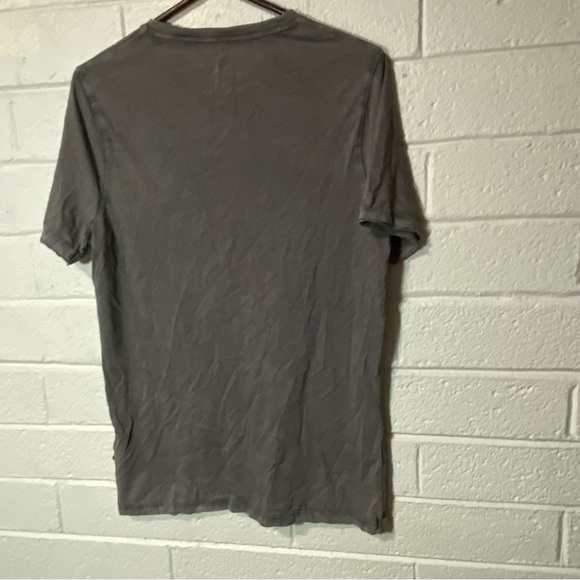 Rock & Republic The Iconic Tee V Neck T Shirt Gray Men’s Distressed Burnout S/M - Picture 8 of 8